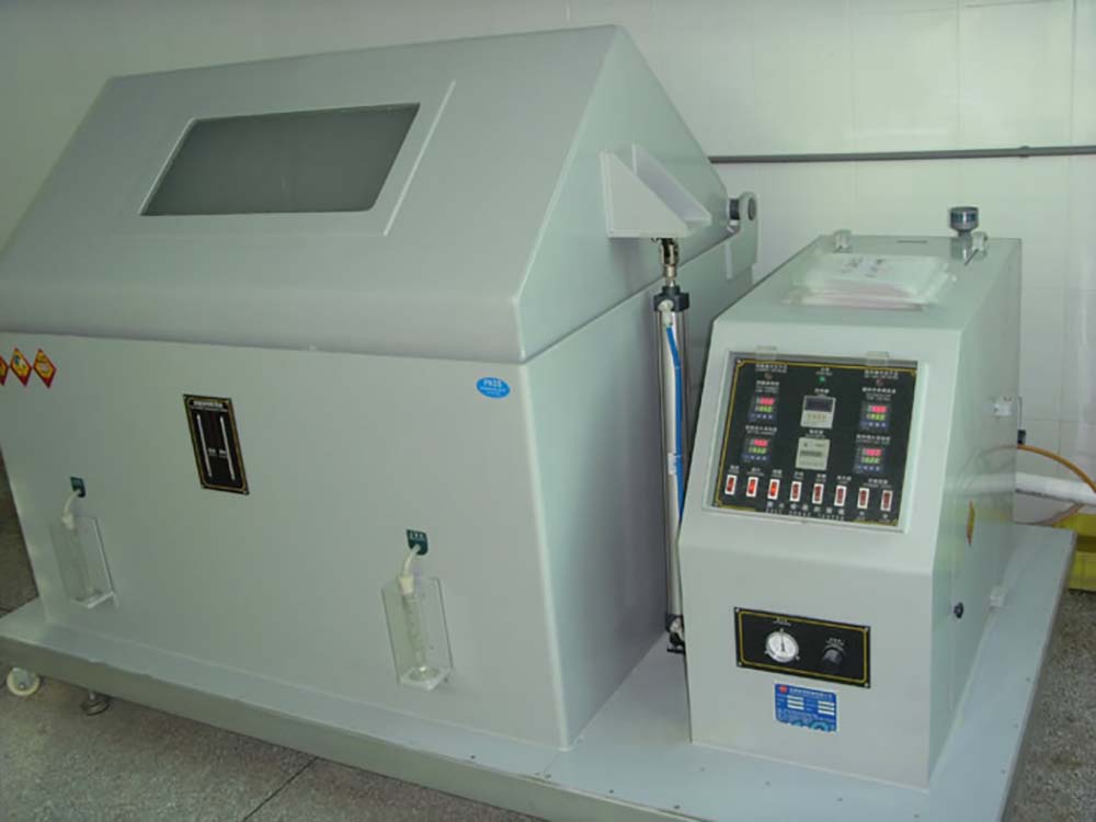 Salt spray test chamber